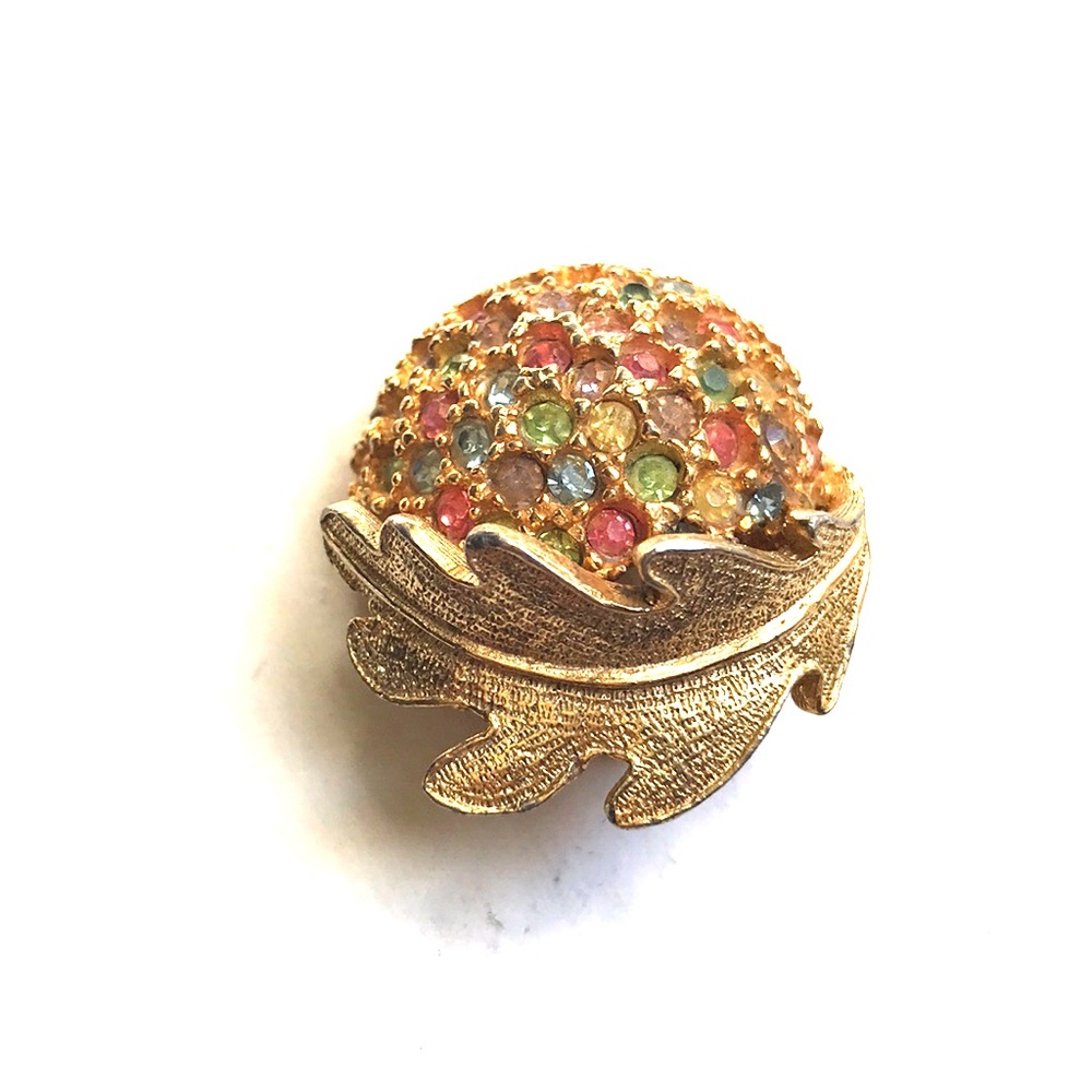 VINTAGE BENEDIKT NY GOLD TONED RHINESTONES BROOCH